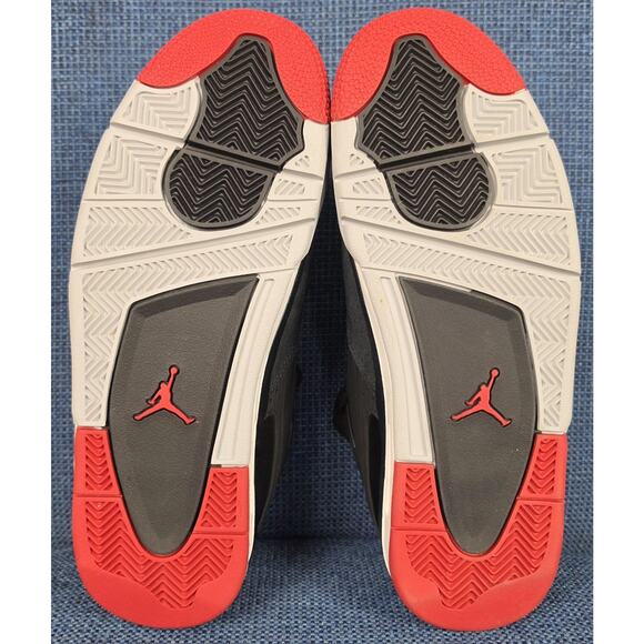 Nike Air Jordan 4 RM Black Varsity Red Wolf Grey Men\'s SZ9.5 Sneakers FQ7939-061